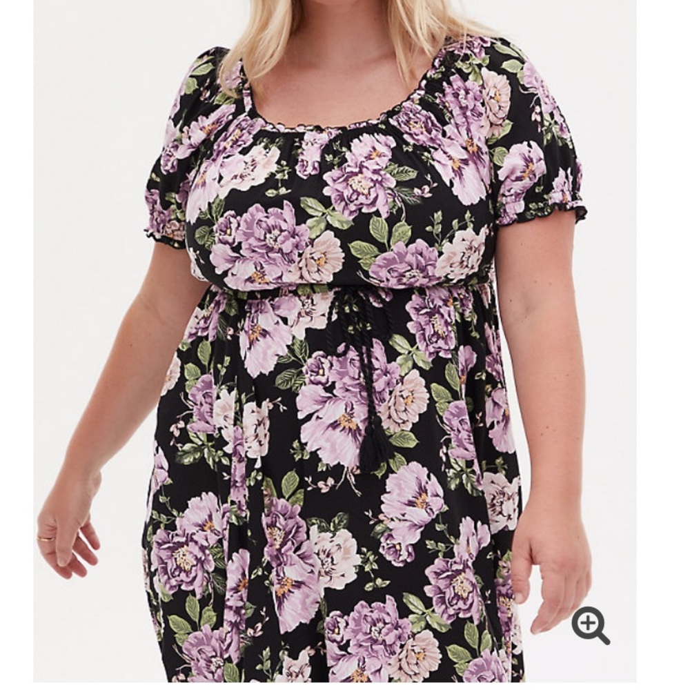 NEW torrid floral peasant dress w/ pockets - Picture 2 of 8